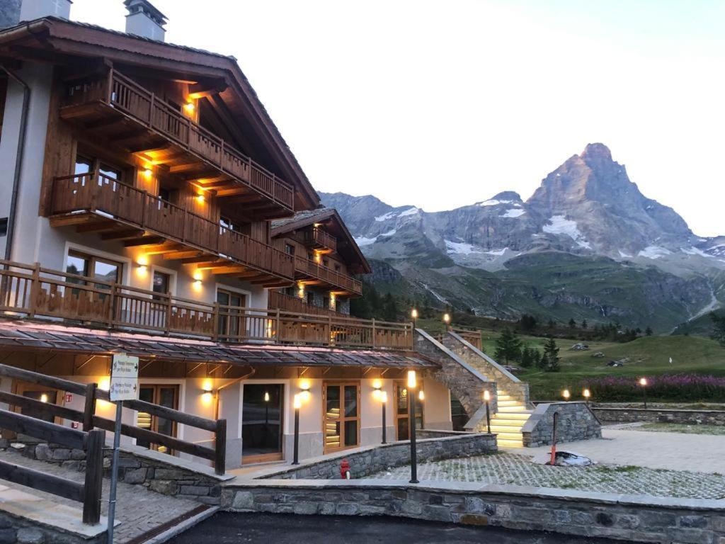 3 Chalets Aparthotel Breuil-Cervinia Exterior foto