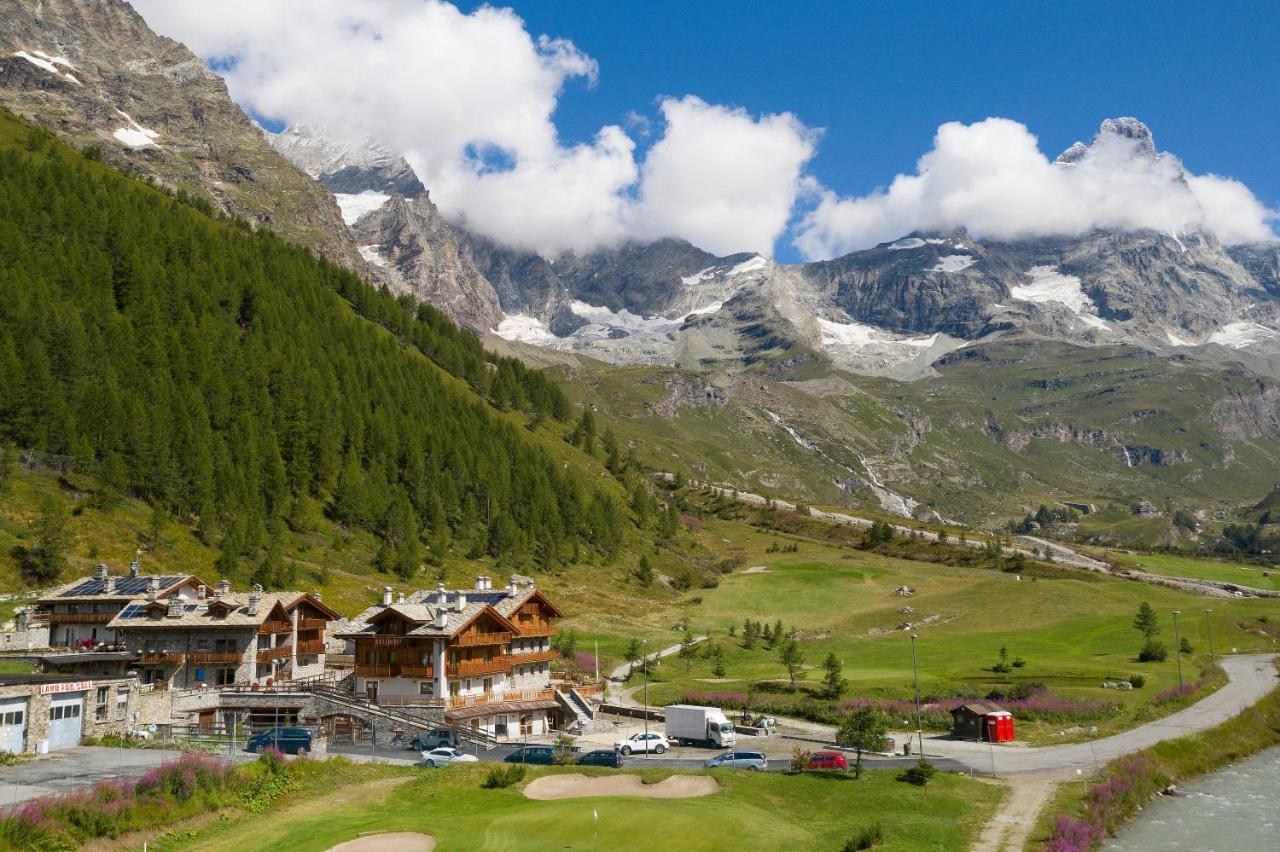 3 Chalets Aparthotel Breuil-Cervinia Exterior foto